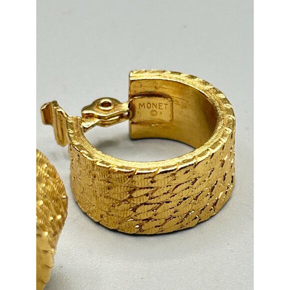Vintage Signed MONET Clip On Hoops Earrings Wide Textured Classic Design - Picture 3 of 9